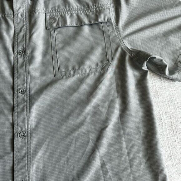 Reel Legends Fishing Shirt Gray Checkered Ultra Repel Short Sleeve SZ L - Picture 6 of 11